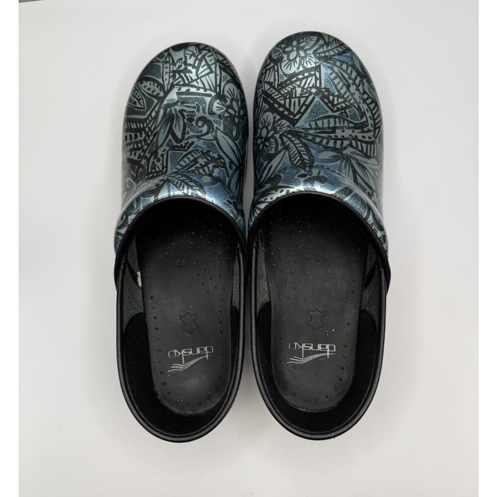 Dansko Professional Floral Patent Clogs Denim Print Size 40 US 9-9.5 - Picture 2 of 8
